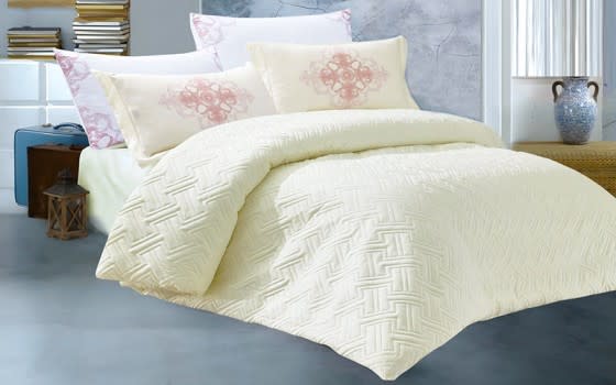 Alia Duvet Cover , Bed Spread Set 6 PCS Without Filling - King Cream