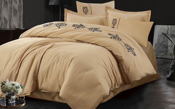 Aseel Comforter Set 6 PCS - King Gold