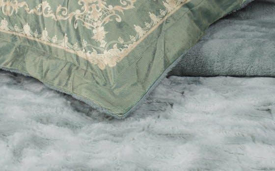Zina Fur Comforter Set 7 PCs - King Turquoise