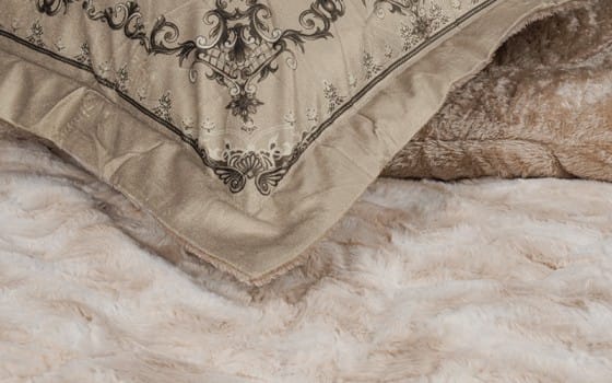 Zina Fur Comforter Set 7 PCs - King Beige