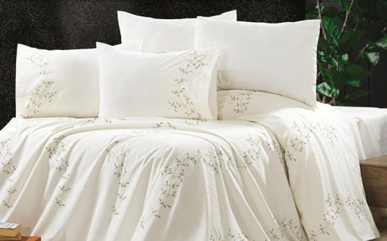 Armada Embroidered Quilt Cover Set Without Filling 6 PCS - King Cream