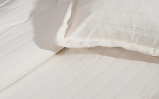 Marshmallow Velvet Comforter Bedding Set 6 PCS - King Cream