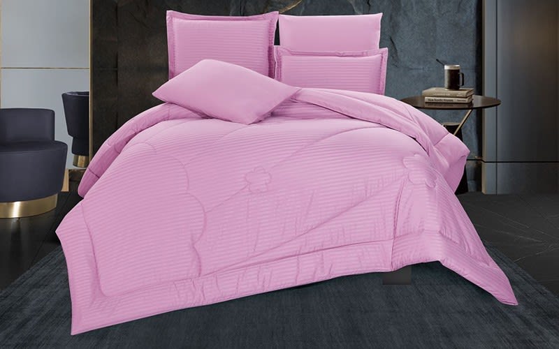 Light pink deals queen comforter set