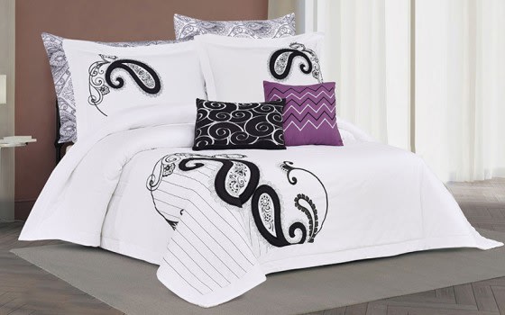 Shakira Embroidered Quilt Cover Bedding Set Without Filling 7 PCS - King White