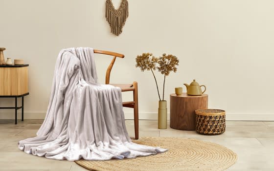 Al Saad home Flannel Blanket 1 PC - Single L.Beige