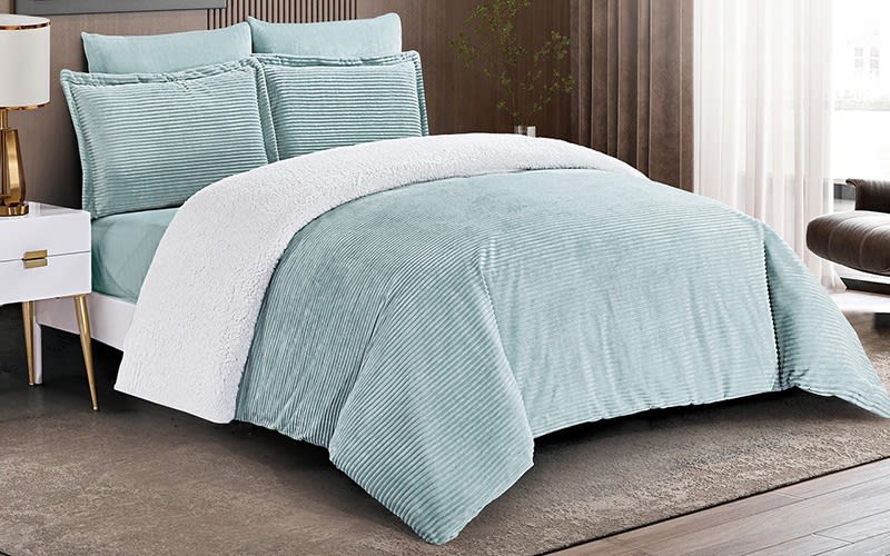 Snow White Velvet Comforter Bedding Set 6 PCS - King Turquoise