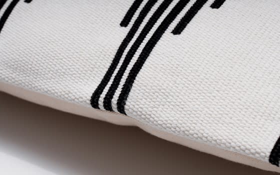 Luxury Cushion With Filling ( 45 x 45 ) - White & Black