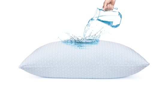 عازل مخدة كولينغ مضاد للماء من هاي كريست ( 50 × 75 ) سم - أبيض