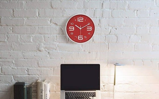 ساعة حائط كوارتز بلاستيكية صامتة - أحمر