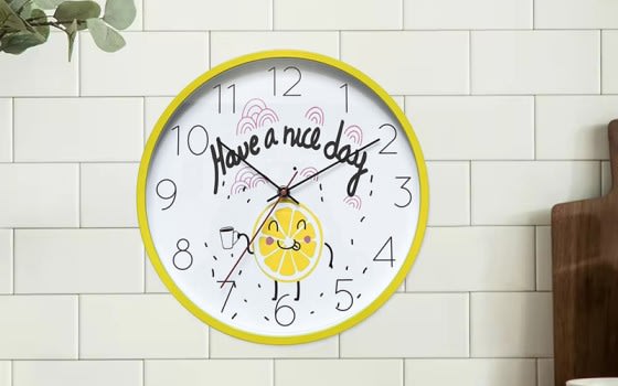 ساعة حائط كوارتز بلاستيكية صامتة للمطابخ - أصفر