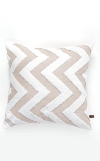 Hamur Cushion Cover Without Filling (43 x 43) - White & Beige