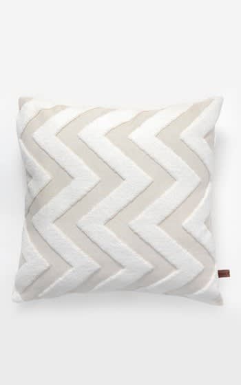 Hamur Cushion Cover Without Filling (43 x 43) - White & Cream