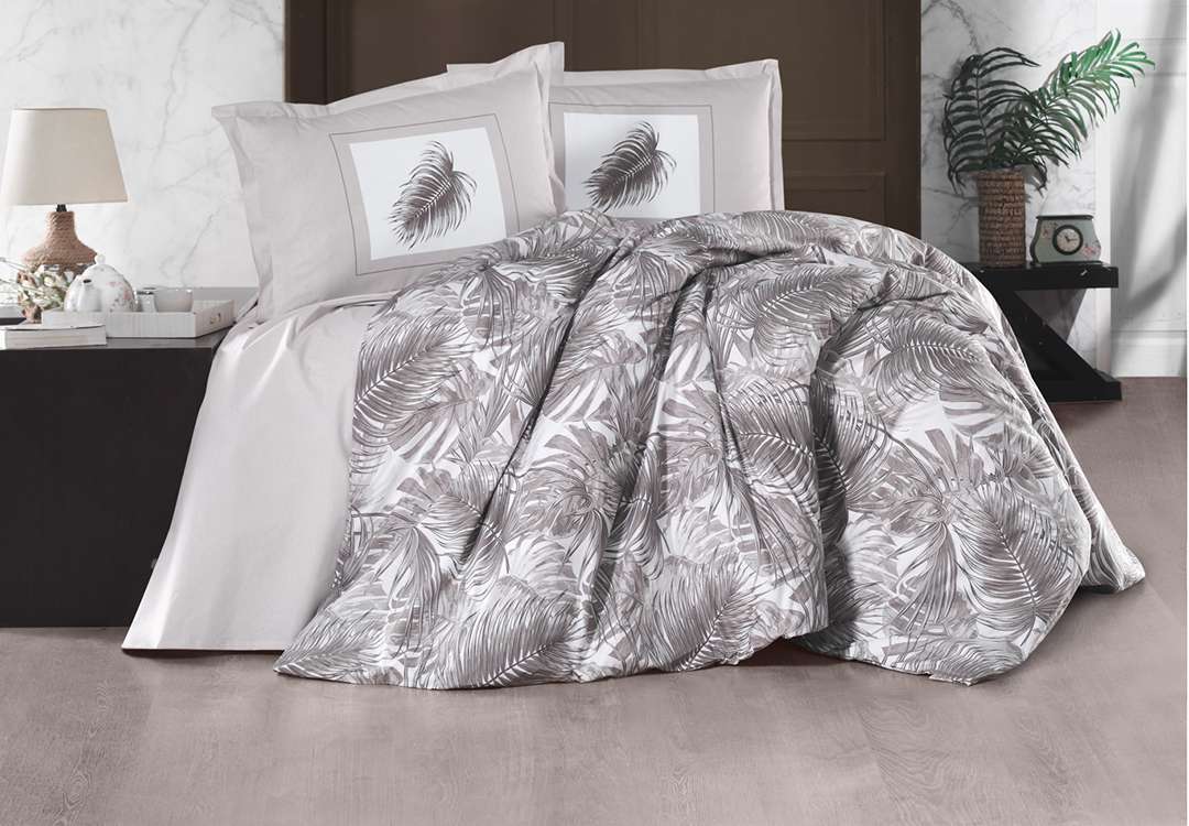 Puma Printed Quilt Cover Set Without Filling 6 PCS - King Brown