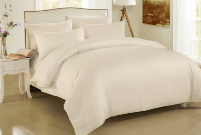 Cannon Hotel Duvet Cover Set Without Filling 4 PCS - King Ivory ( 200 Threads )