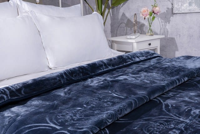 Feature Soft Blanket 1 Ply - King D.Blue