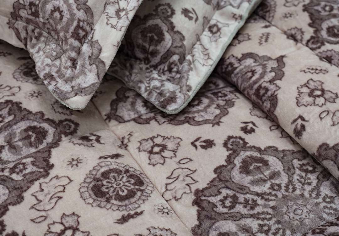 Valentini Velvet Comforter Set 6 PCS - King Cream & Brown