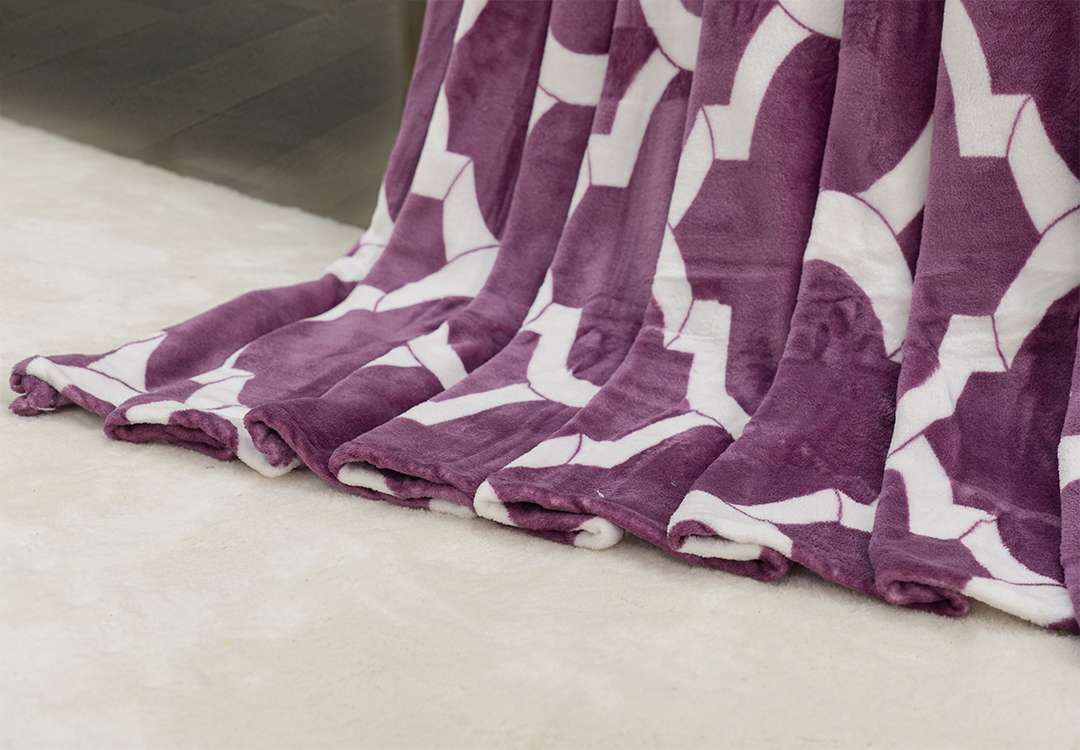 Feature Luxury Velvet Blanket 1 PC - King Purple