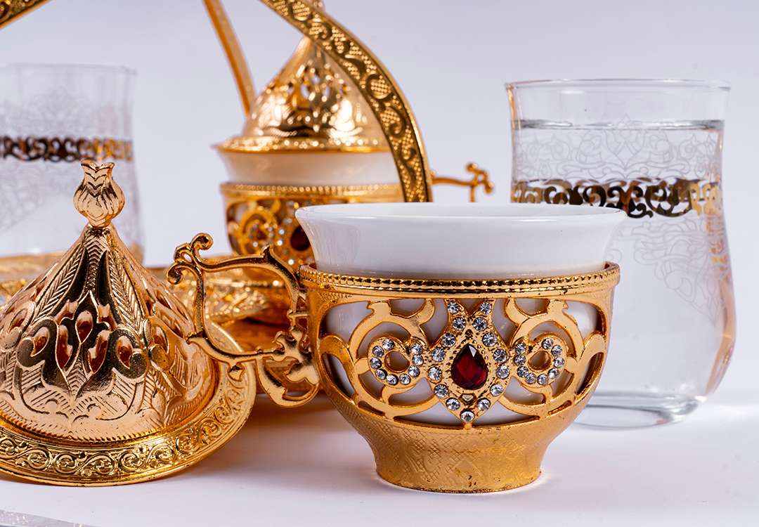 طقم ضيافة قهوة عربية تركي فاخر 7  قطعة - ذهبي