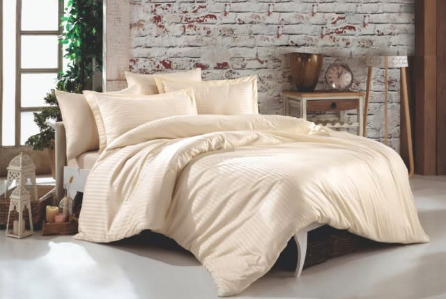 Striped Satin Quilt Cover Set Without Filling  6 PCS - King Cream