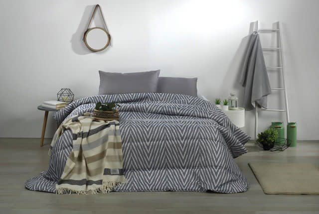 Spanish Mora Comforter Set 6 PCS - King Grey & White