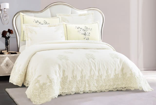 Luxurious VEGAS BedSpread Set 6 PCS - King Cream