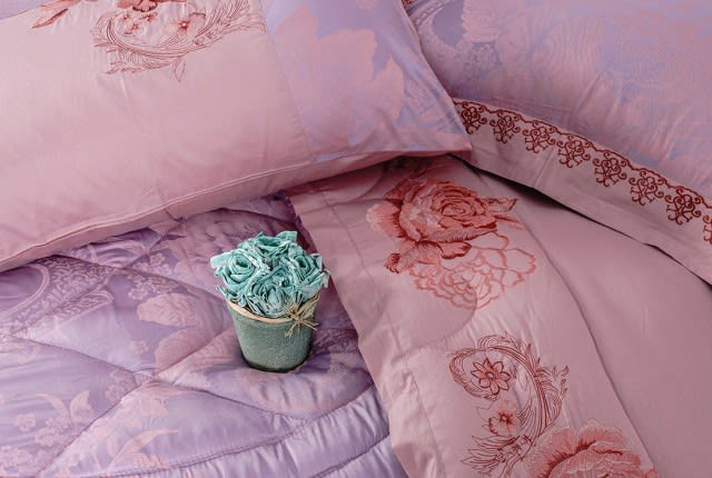 Field Crest Embroidered Comforter Set 4 PCS - Single Purple