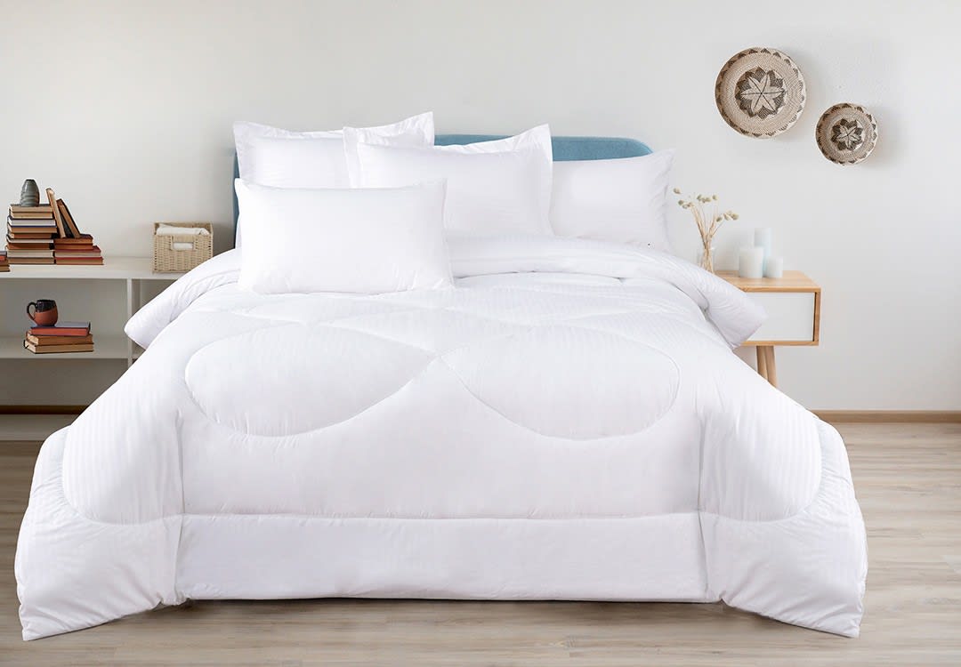 Armada Stripe Hotel Comforter Set 4 PCS - Single White