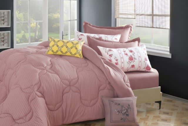 Angelia Striped Comforter Set 8 PCS - King Pink