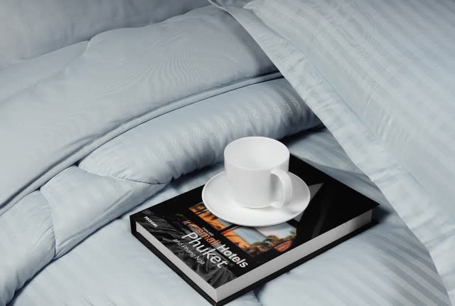 Relax Stripe Hotel Comforter Set 6 PCS - King L.Sky Blue