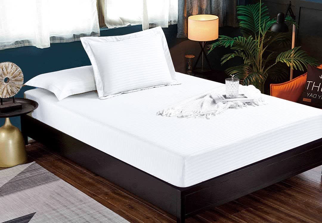 Relax Hotel Stripe Bedsheet Set 3 PCS - King White