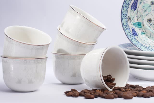 طقم ضيافة قهوة عربية و شاي 18 قطعة - أبيض و أزرق و تركواز 