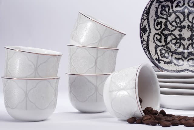 Arabic Coffee & Tea Set 18 PCs - White & Black