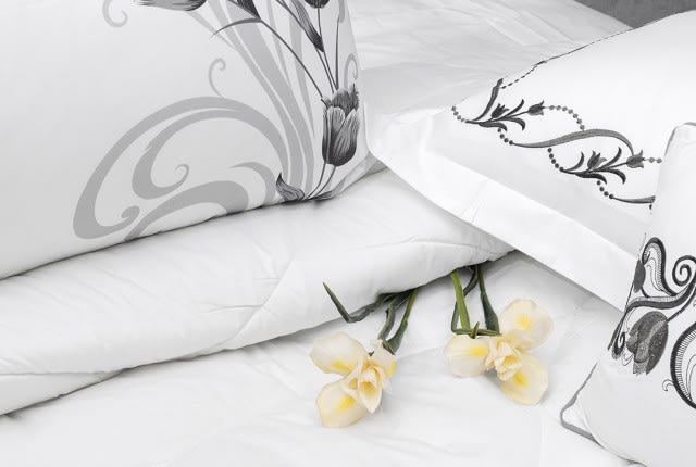 Quinn Cotton Comforter Set 7 PCS - King White