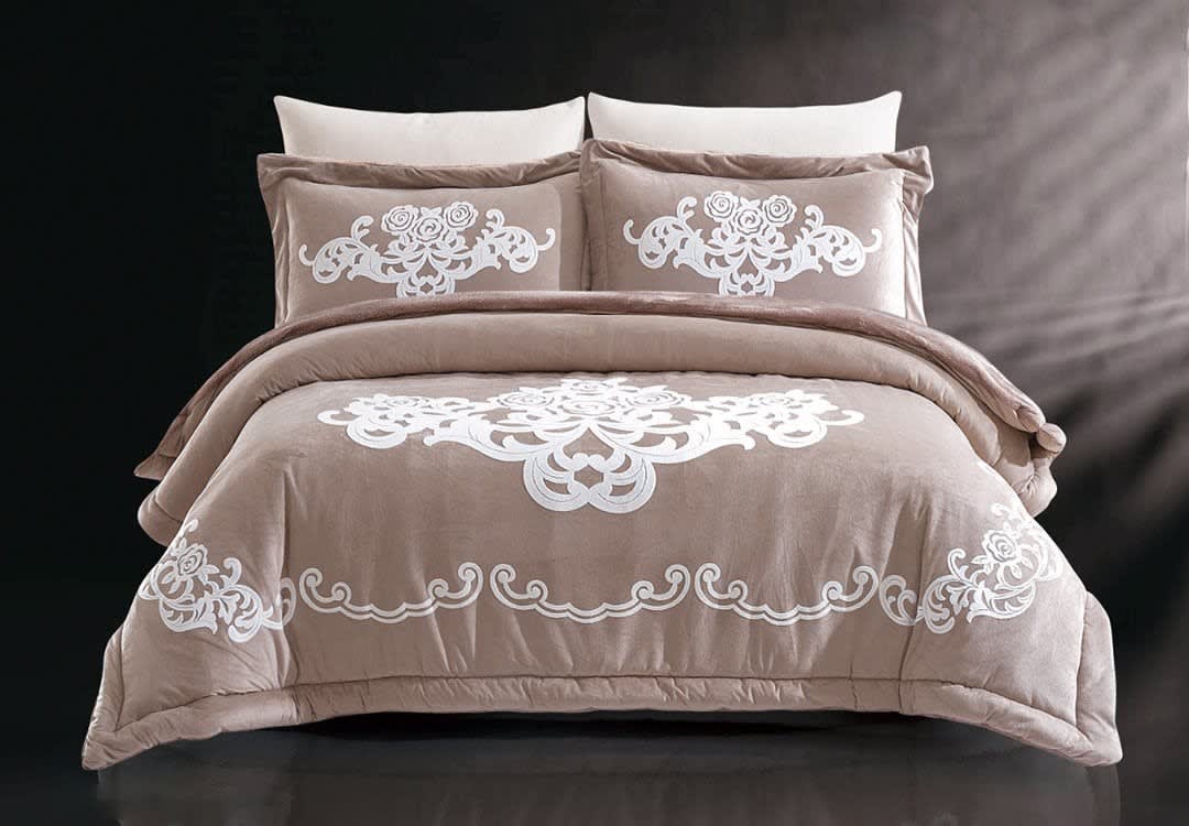 Josephine Velvet Comforter Set 6 PCS - King Choco