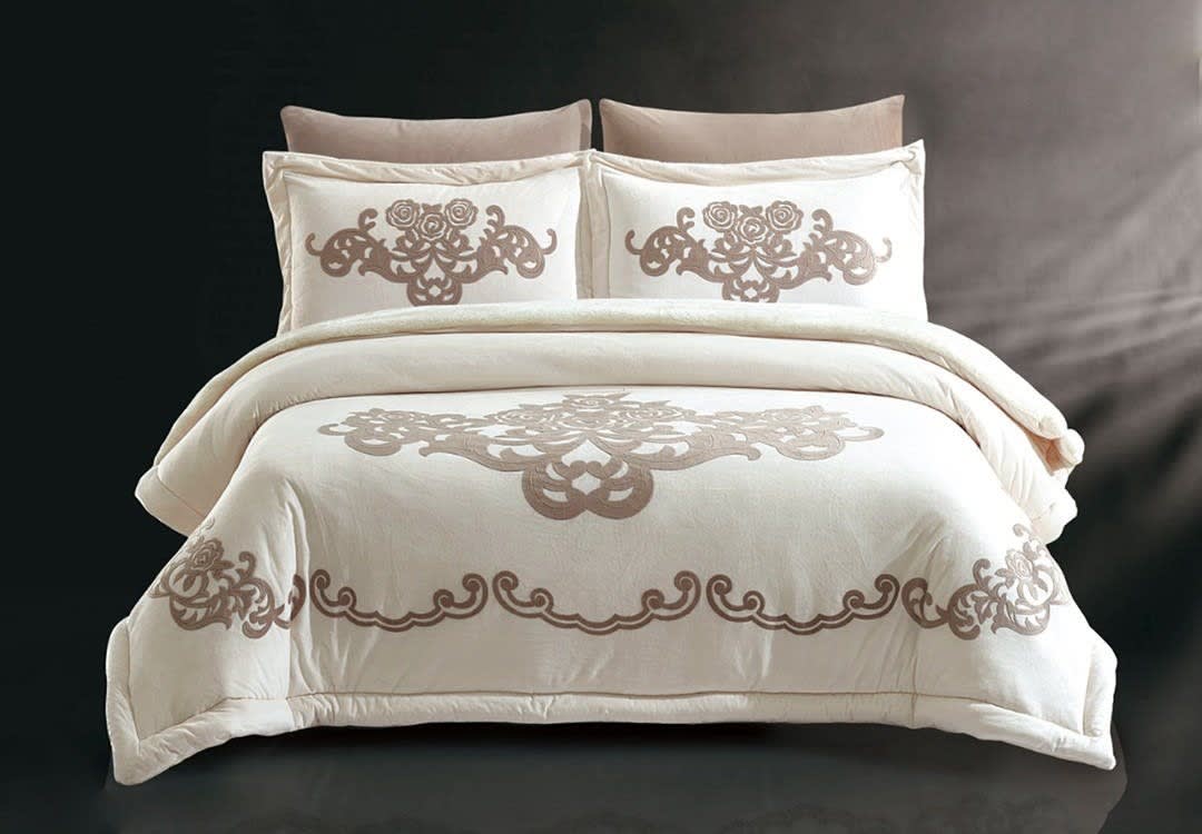 Josephine Velvet Comforter Set 6 PCS - King Off White