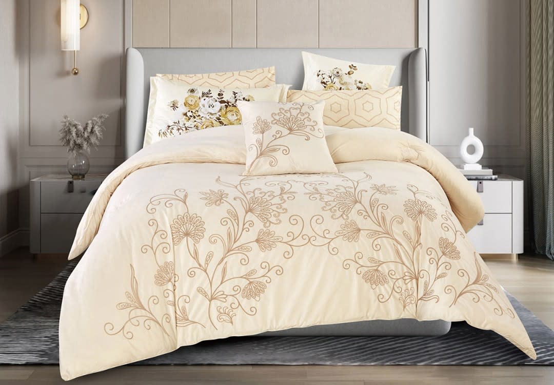 Selena Velvet Embroidery Comforter Set 7 PCS - King Cream