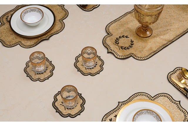 طقم مفرش طاولة جلد تركي من أرمادا 19 قطعة - بني و أسود