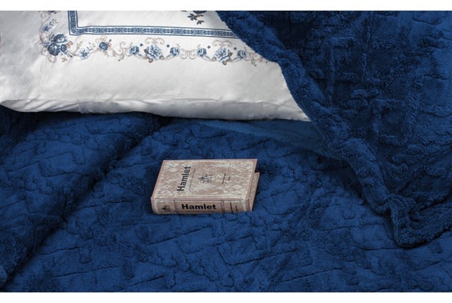 Margaret Velvet Comforter Set 6 PCS - King D.Blue