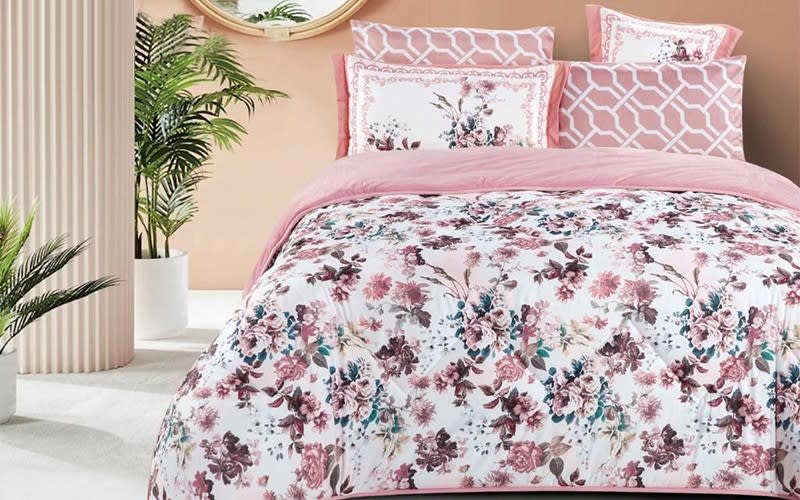 Armada Pasco Four Season Comforter Set - King Pink